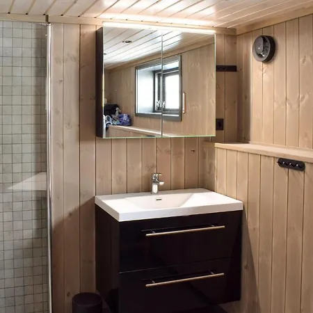 3 Bedroom Lovely In Sjusjen Sjusjoen